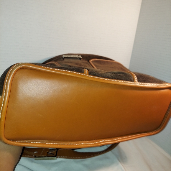 Lambertson Truex Women's Structured Leather/Suede Strap Hand Bag - Picture 12 of 12